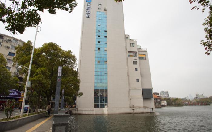 Hanting Hotel Nanchang Bayi Square Zhongshan Road