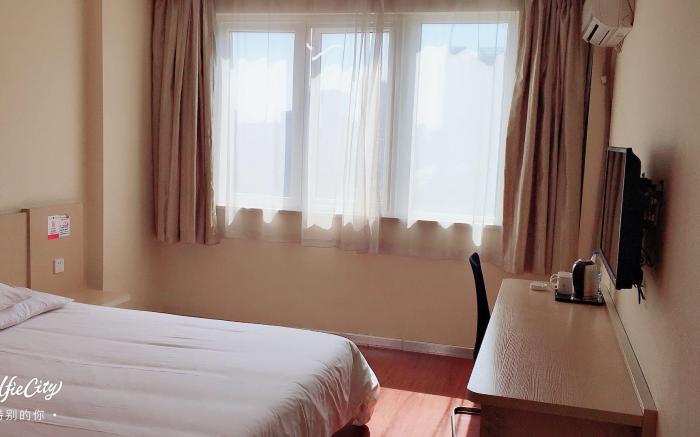 Hanting Hotel Ningbo Yinzhou Wanda