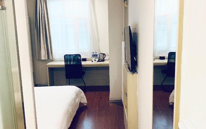 Hanting Hotel Changzhi Baiyi Square