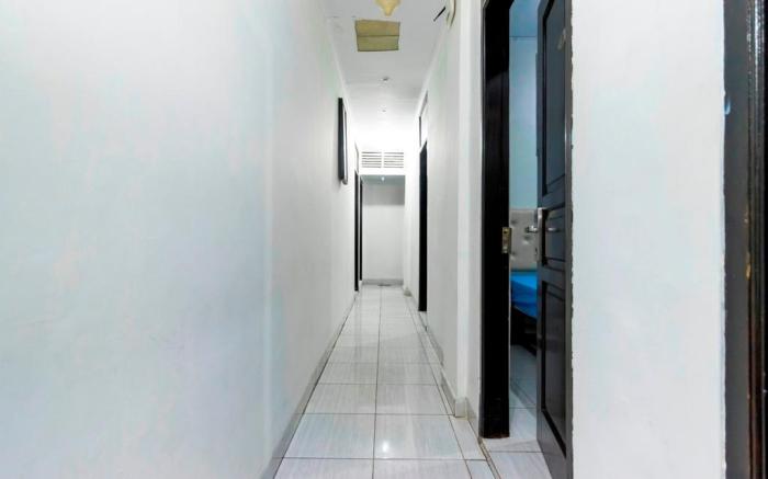 RedDoorz near Gajah Mada Plaza 2