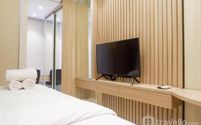 Studio Benson next to Pakuwon Mall By Travelio