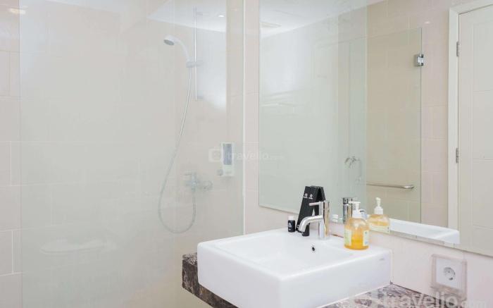 Best Modern 2BR Casa Grande Residence By Travelio