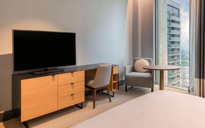 Hilton Woking