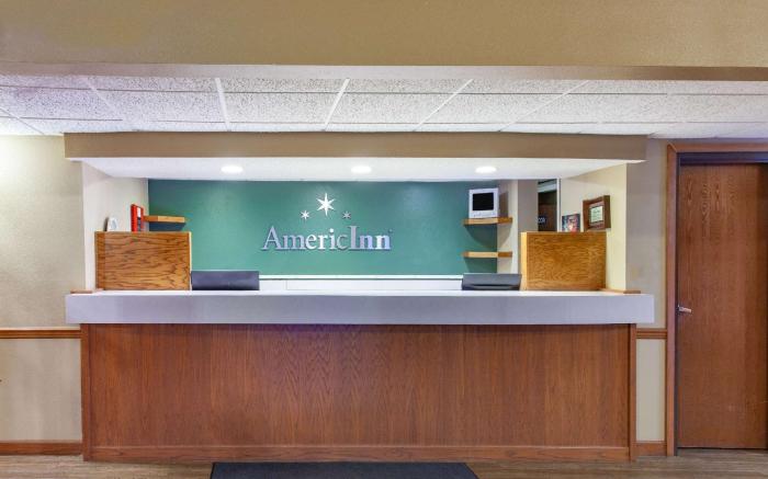 AmericInn by Wyndham Hutchinson