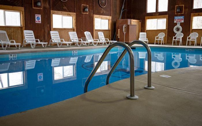 Carriage House Country Club
