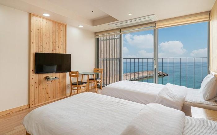 Yeongdeok Hillington Pension