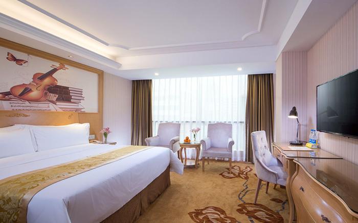 Vienna Hotel Meizhou Xingning City Plaza Branch