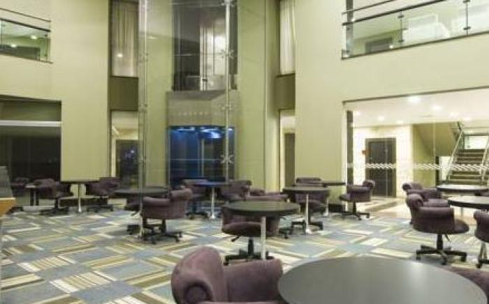 Wyndham Golden Foz Suites