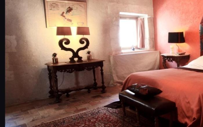 Chateau monastere de la Corroirie