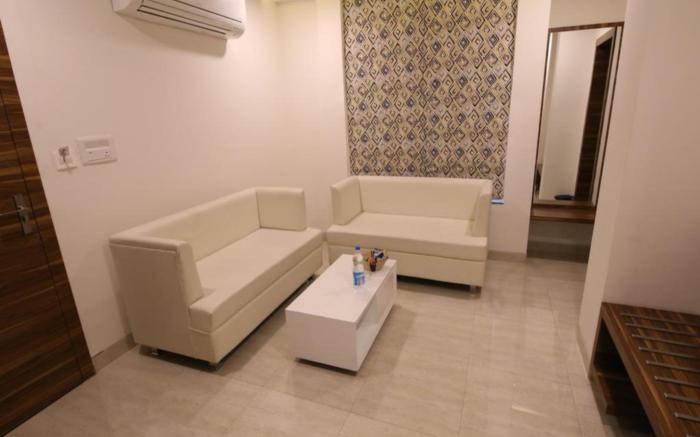 Hotel Narayanam