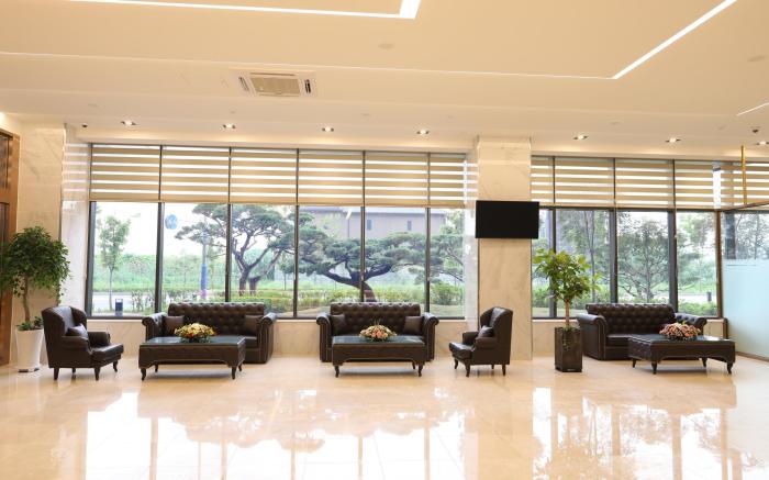 REST HOTEL