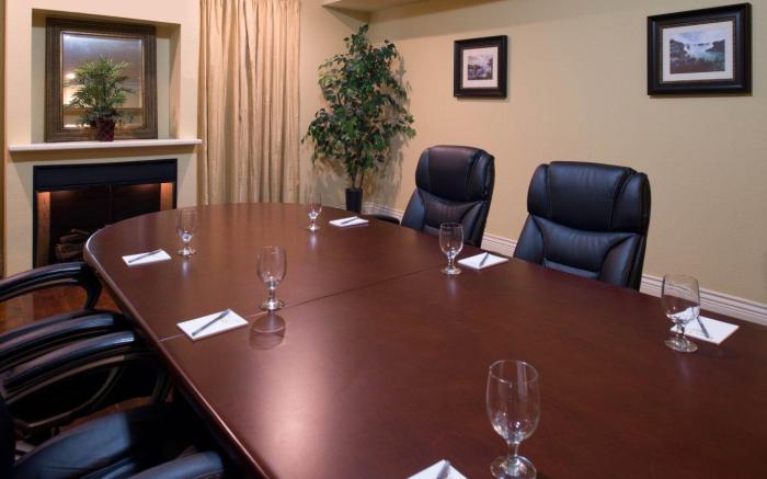 Niagara Crossing Hotel & SPA