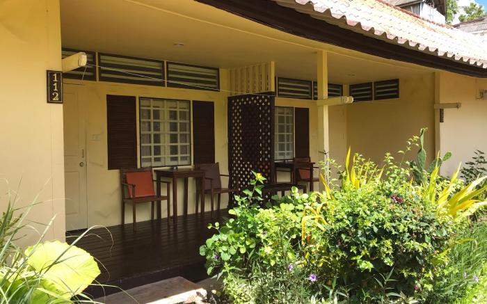 O.P. Bungalow