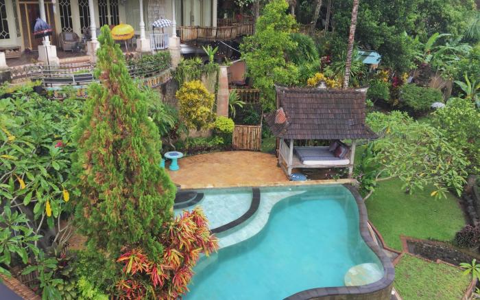 Tirta Asri Ubud Villa