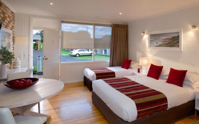 Sorrento Beach Motel