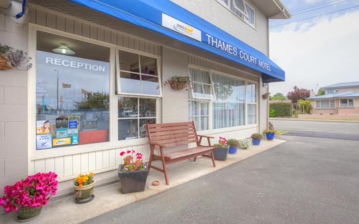 AAA Thames Court Motel
