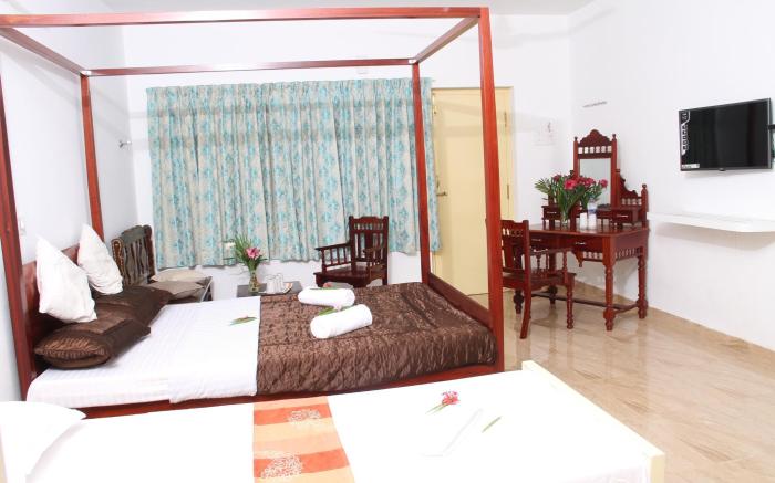 Meya Beach walk hotel & Restaurant