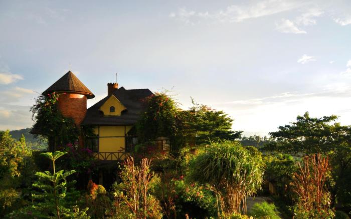 EdensoR Hills Villa, Resort & Café Sharia