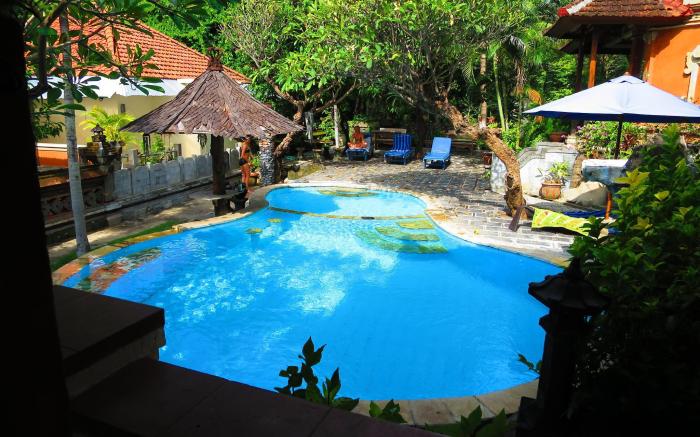 Amed Cafe & Hotel Kebun Wayan