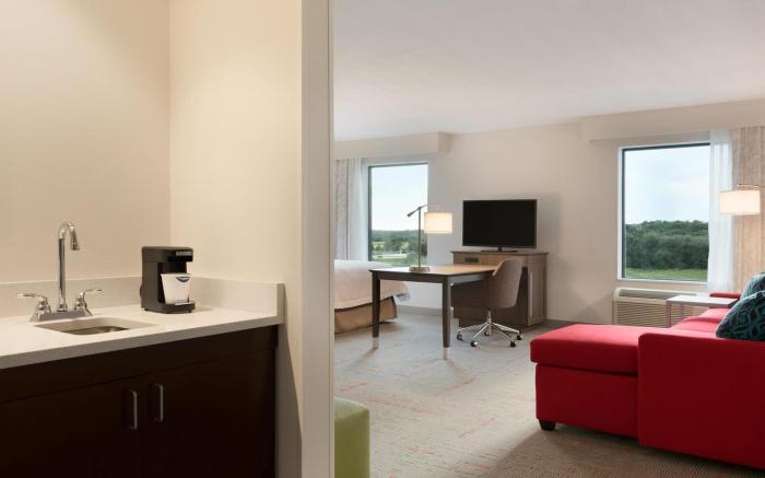 Hampton Inn & Suites Kenosha