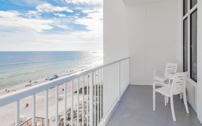 Hampton Inn & Suites Panama City Beach-Beachfront