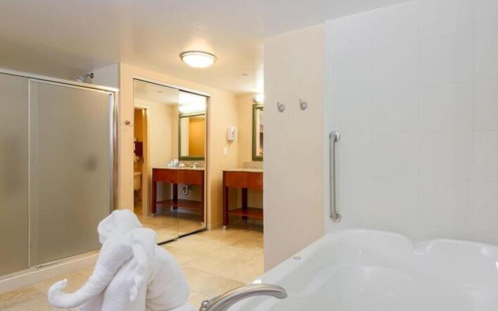 Hampton Inn and Suites Poughkeepsie