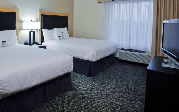 DoubleTree by Hilton Savannah Airport