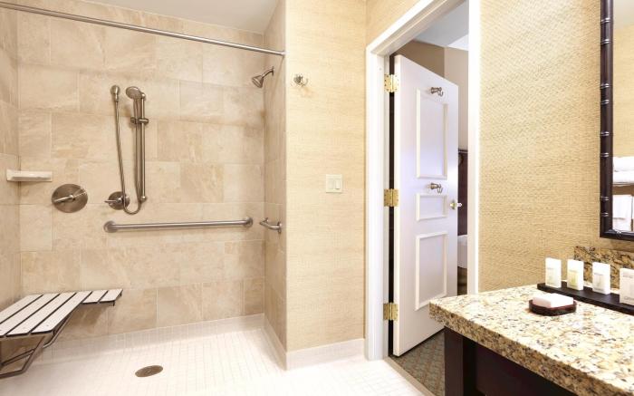 Embassy Suites by Hilton Savannah