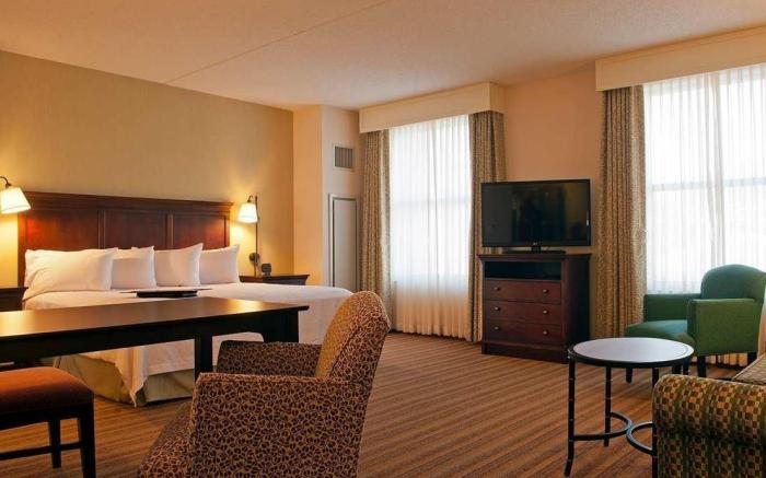 Hampton Inn & Suites Saratoga Springs Downtown
