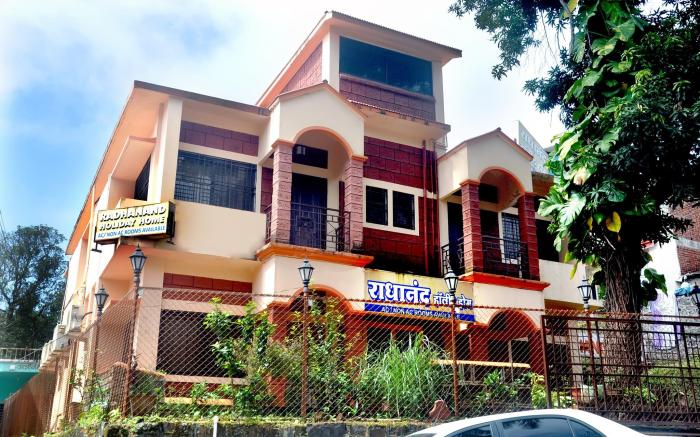 Radhanand Holiday Home