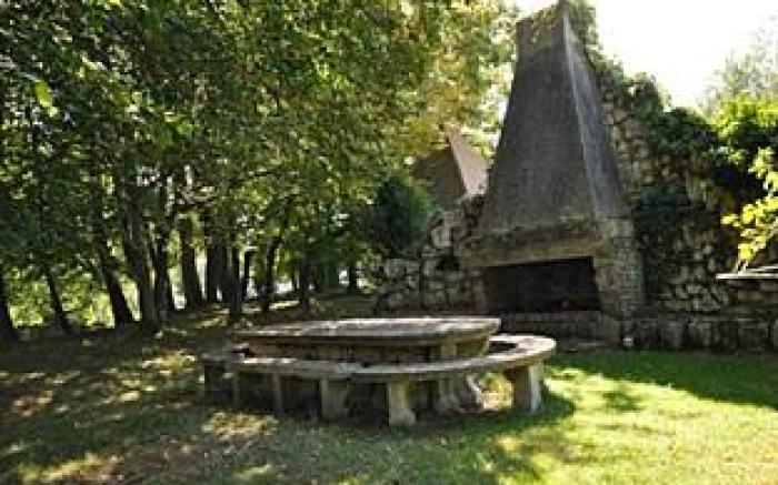Le Moulin De Connelles