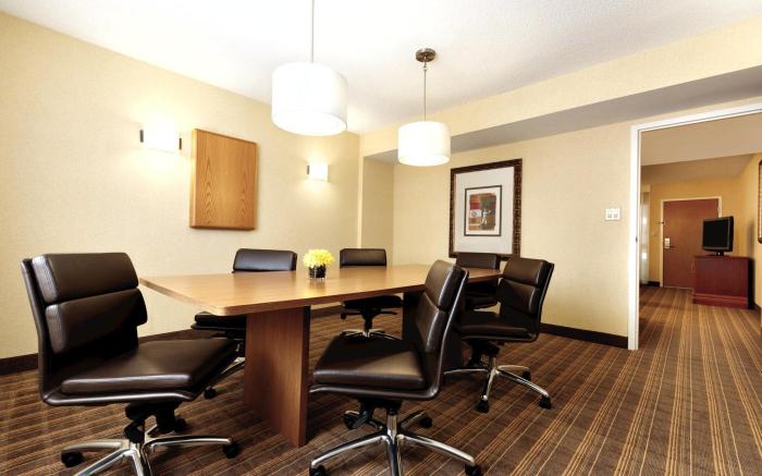 Embassy Suites by Hilton Greenville Golf Resort & Conference Center