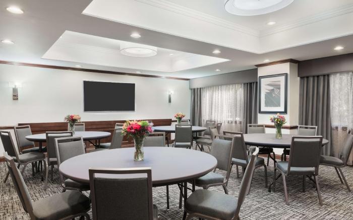 Hampton Inn Hartford Airport