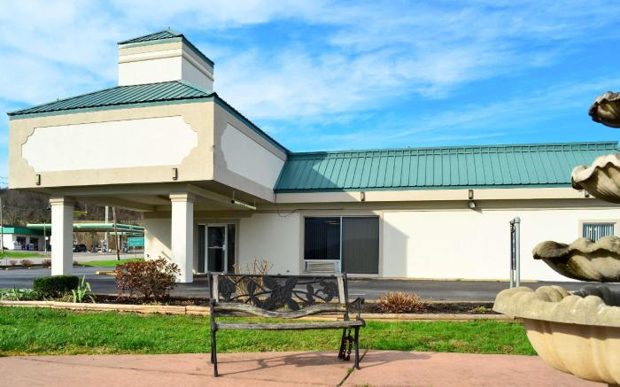 Motel 6 Pulaski, TN
