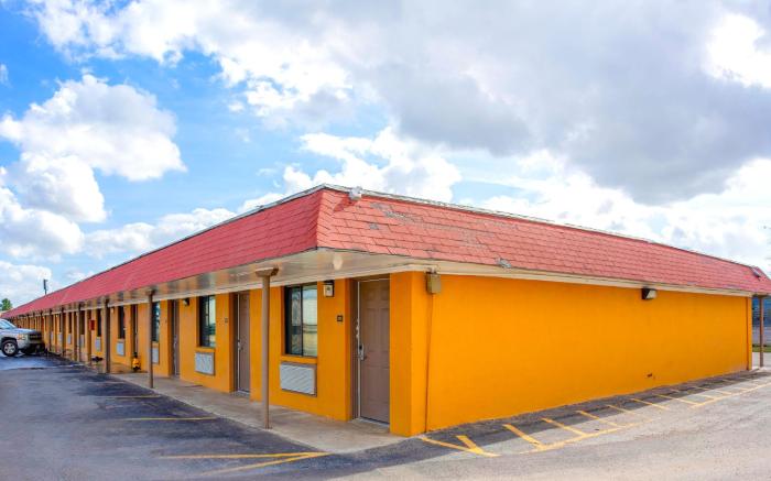 Budget Inn By OYO Edinburg Hwy 281