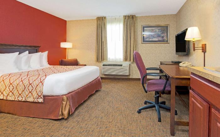 Hawthorn Extended Stay by Wyndham Cincinnati/Sharonville
