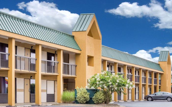 Super 8 By Wyndham Garysburg/Roanoke Rapids