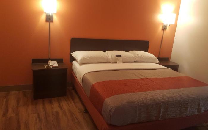 Motel 6 Maryland Heights, MO