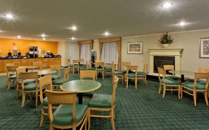 La Quinta Inn by Wyndham Everett
