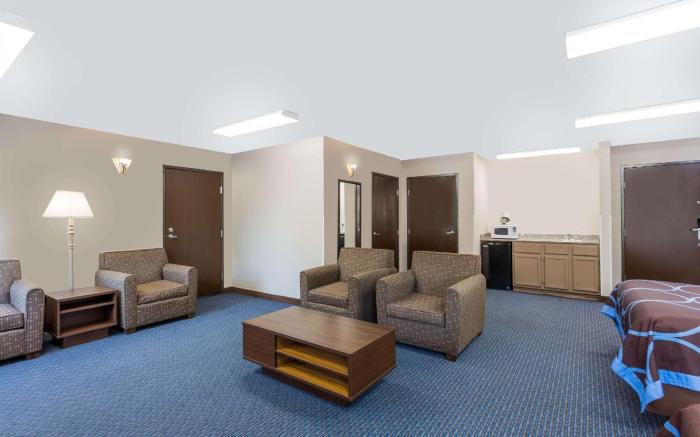 Super 8 By Wyndham El Dorado