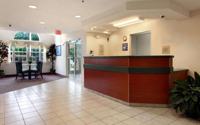 Super 8 By Wyndham Harbison/Parkridge Hospital