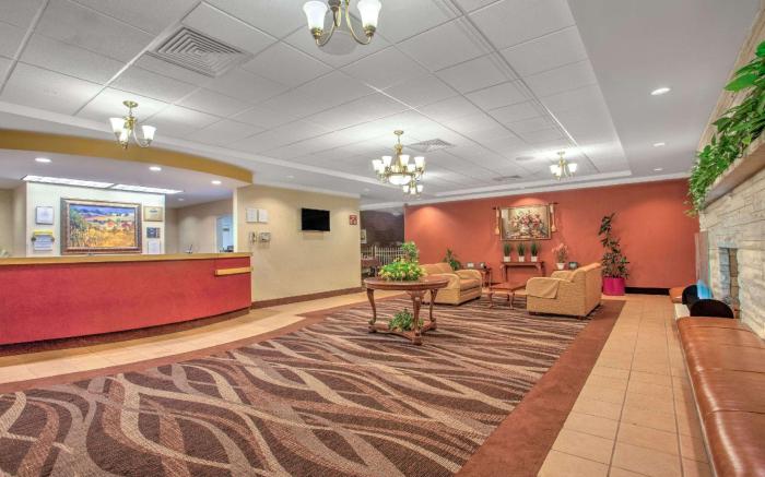 Days Inn by Wyndham Liberty