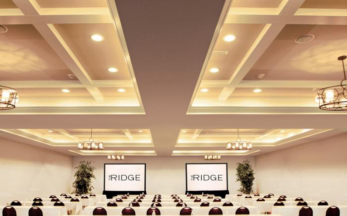 RIDGE RESORT