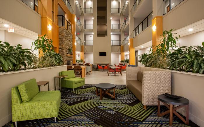 HOLIDAY INN EXPRESS HOTEL & SUITES ATLANTA SOUTHWEST-FAIRBURN By IHG