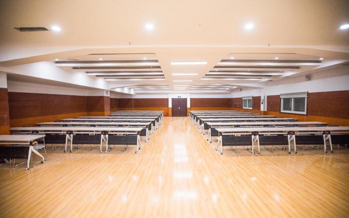 Starway Hotel Linyi Jiefang Road New Langya Scenic Area