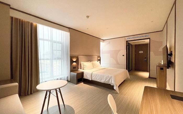 Hanting Hotel Luohe Linying Yingchuan Avenue