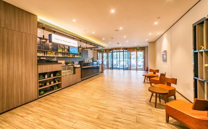 Hanting Hotel Qingdao May Fourth Square Olympic Sailing Center