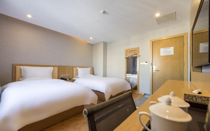 Hanting Hotel Shanghai Waitan Jiujiang Road
