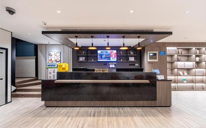 Hanting Hotel Shanghai Dapuqiao Metro Station