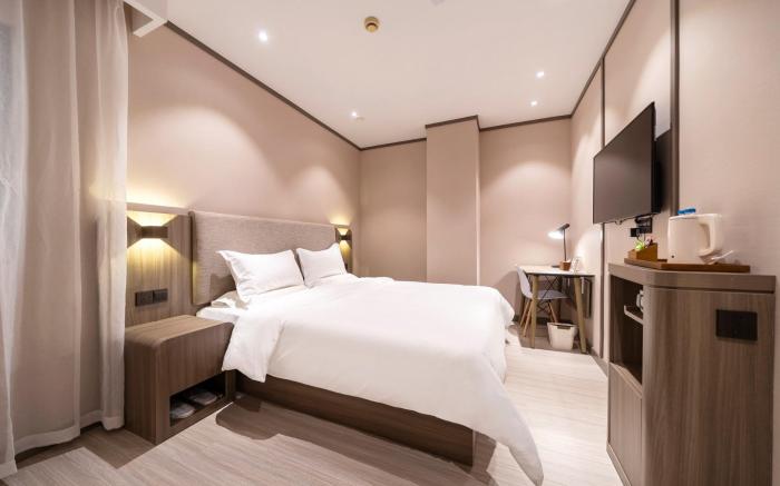 Hanting Hotel Shanghai Lingang Dishui Lake